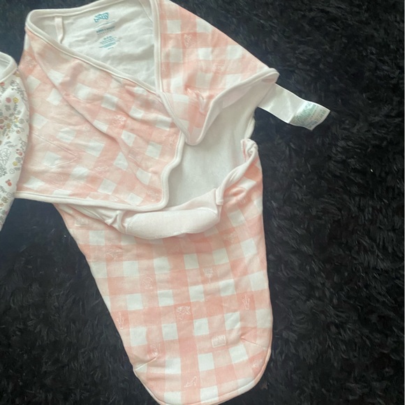 Aden and Anais Wrap Swaddles. Disney 0-3 - Picture 5 of 5